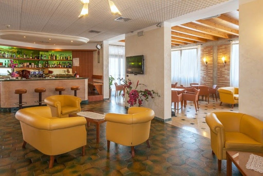 Regent'S Hotel 리도 디 예솔로 외부 사진
